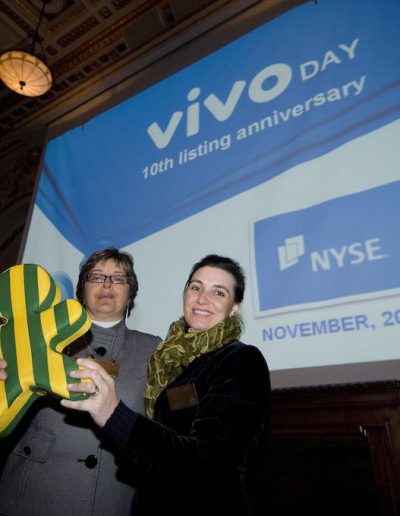 O dia da Vivo na Bolsa de Valores de Nova York (New York Stock Exchange).